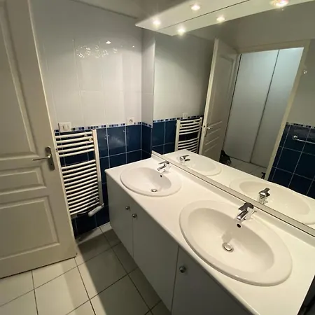 Apartment Marine - 094 - Agreable Dans Avec Piscine Mae-1941