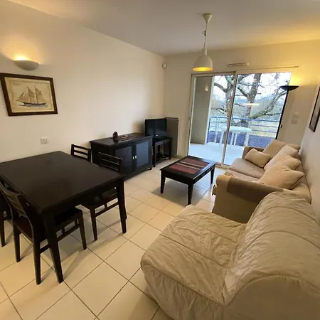 Apartment Marine - 094 - Agreable Dans Avec Piscine Mae-1941